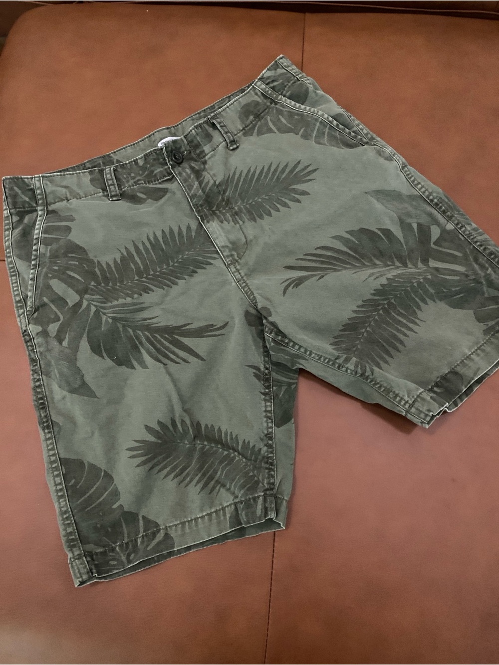 Old Navy Olive Green Fern-Print Flat-Front Shorts